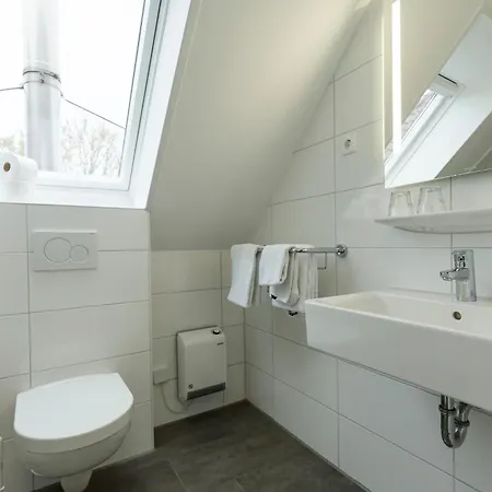 Cuxlandhotel 124 Hotell